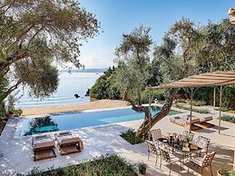 Corfu Imperial, A Grecotel Resort to Live