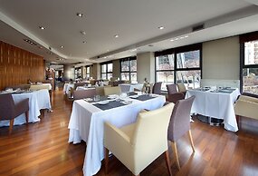Hotel Exe Plaza