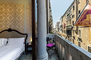 Colombina Hotel