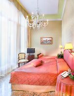 Colombina Hotel