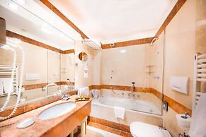Colombina Hotel