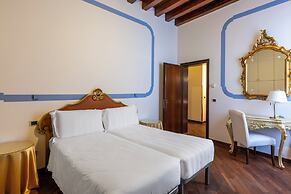 Colombina Hotel