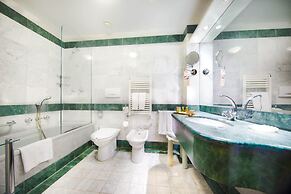 Colombina Hotel