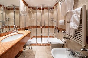 Colombina Hotel