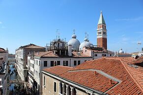 Colombina Hotel