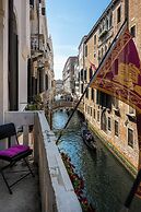 Colombina Hotel