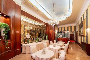 Colombina Hotel
