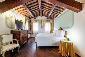 Colombina Hotel