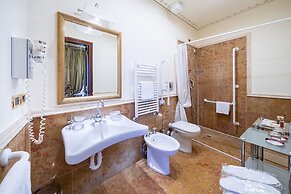 Colombina Hotel