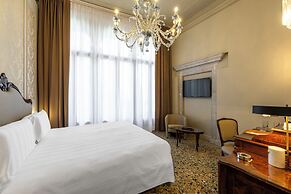 Colombina Hotel