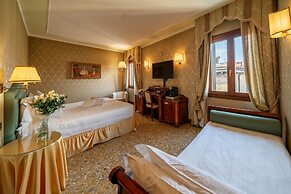 Colombina Hotel