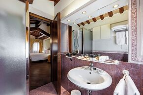 Colombina Hotel