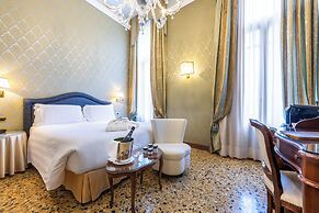 Colombina Hotel