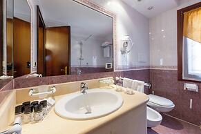 Colombina Hotel