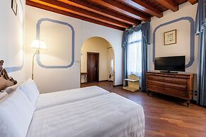 Colombina Hotel