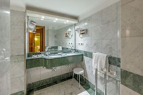 Colombina Hotel