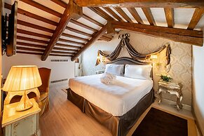 Colombina Hotel