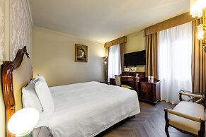 Colombina Hotel