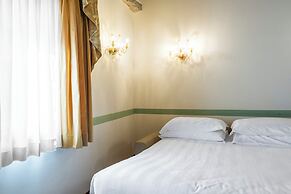 Colombina Hotel
