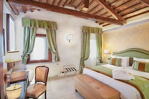 Colombina Hotel