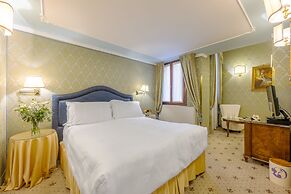 Colombina Hotel