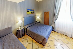 Hotel Lirico