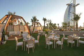 Jumeirah Beach Hotel Dubai