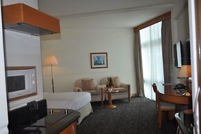J5 Hotels - Port Saeed
