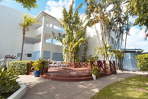 Time Out Hotel