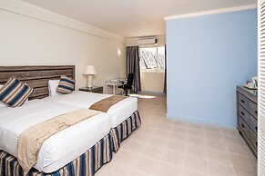 Time Out Hotel