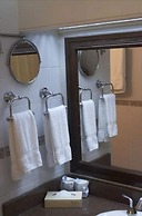 Savannah Beach Club Hotel