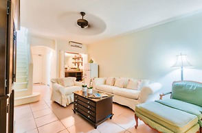 Savannah Beach Club Hotel
