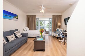 Savannah Beach Club Hotel