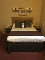 Crown and Mitre Hotel