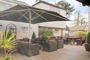 Saracens Head Hotel