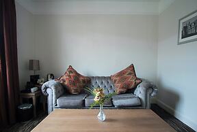 Saracens Head Hotel
