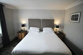 Saracens Head Hotel