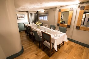 Saracens Head Hotel