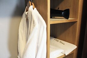 Saracens Head Hotel