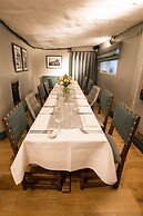 Saracens Head Hotel