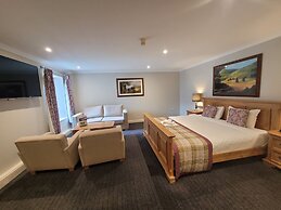 Stone House Hotel