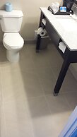 Quality Inn Toronto Airport
