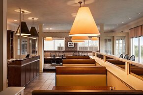 Atlantic Host Hotel, Trademark Collection by Wyndham