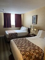 Albatross Hotel