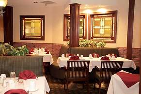 Albatross Hotel