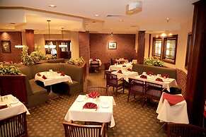 Albatross Hotel
