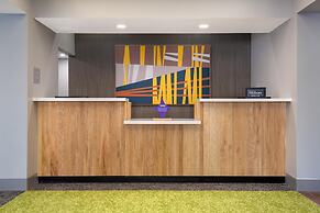 Spark by Hilton Toronto Airport