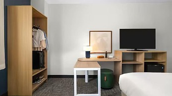 Spark by Hilton Toronto Airport