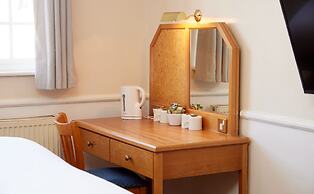 Bear Hotel Havant by Greene King Inns