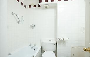 Bear Hotel Havant by Greene King Inns